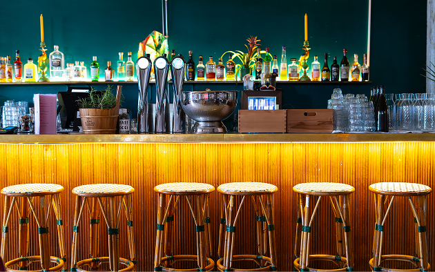 ur home page drinks & dance